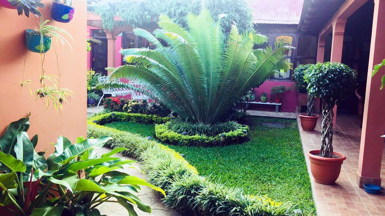 La Residencia Inn Хинотепе Экстерьер фото