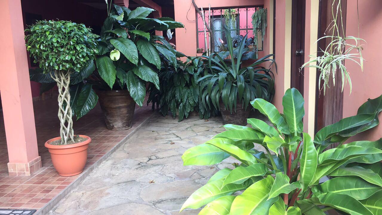 La Residencia Inn Хинотепе Экстерьер фото